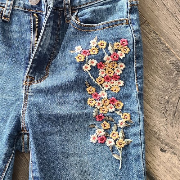 Embroidered High Waist Cropped Skinny Jeggings 000 - Picture 2 of 12